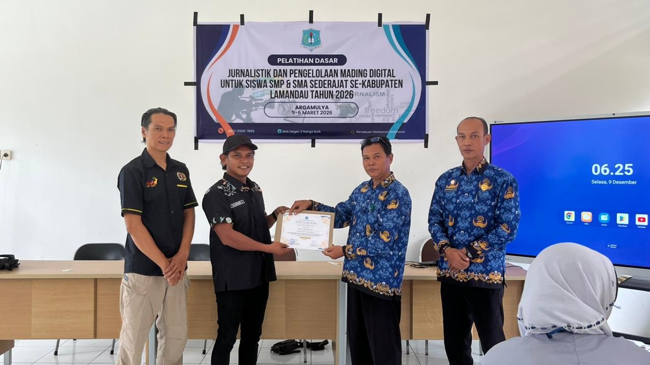 Pelatihan Dasat Jurnalistik dan Pengelolan Mading Digital (1)