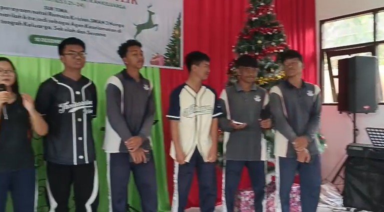 Perayaan Natal Sman 3 Nanga Bulik